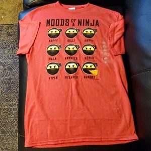 NWT boys graphic tee